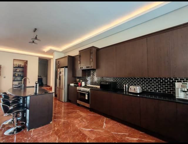 49,991M² FARM FOR SALE IN THREE RIVERS EAST